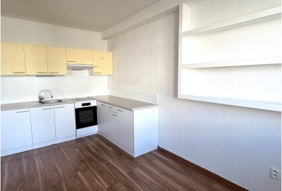 Pronájem bytu 1+kk Holešov - ul. Bořenovská